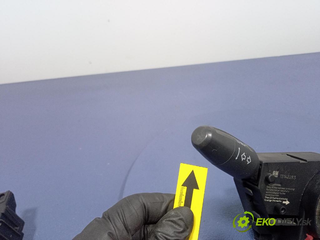 Opel Corsa 2008 riadiaca jednotka Motor: 55557933