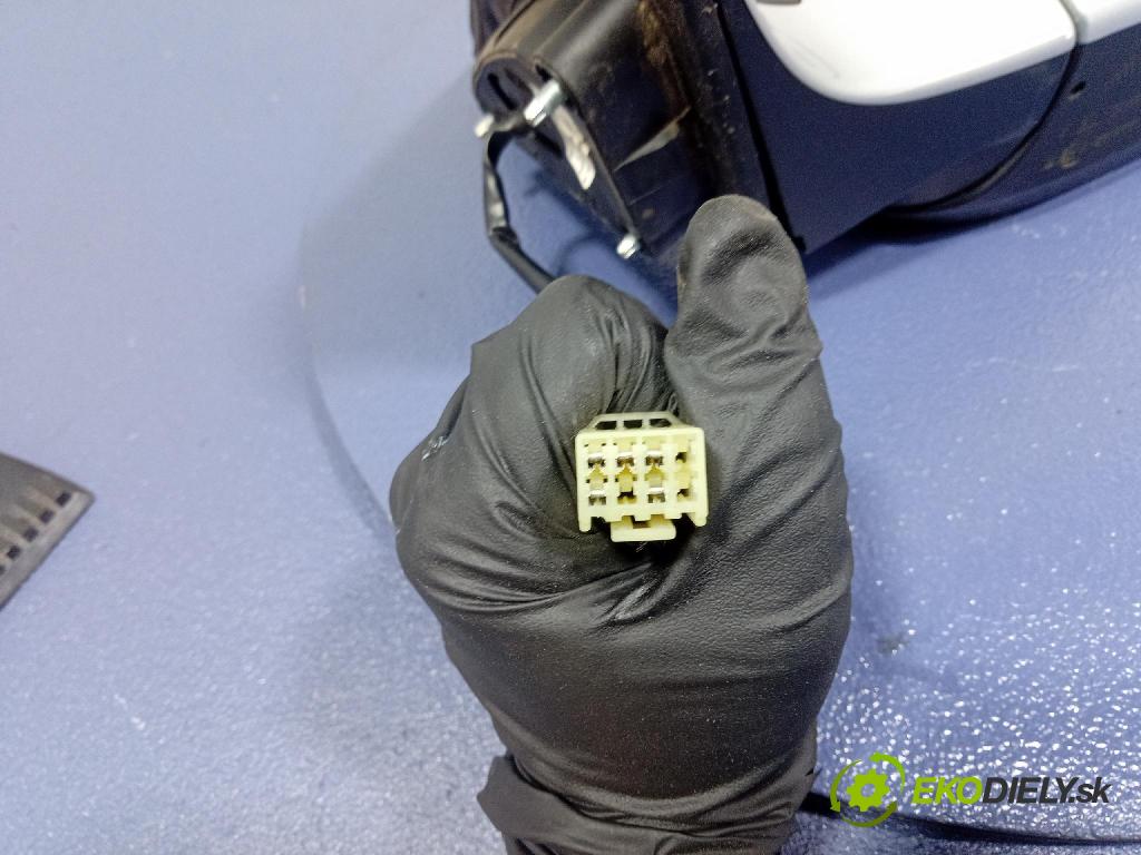 Suzuki Swift 2006 zrkadlo Vľavo: 84702-62J20