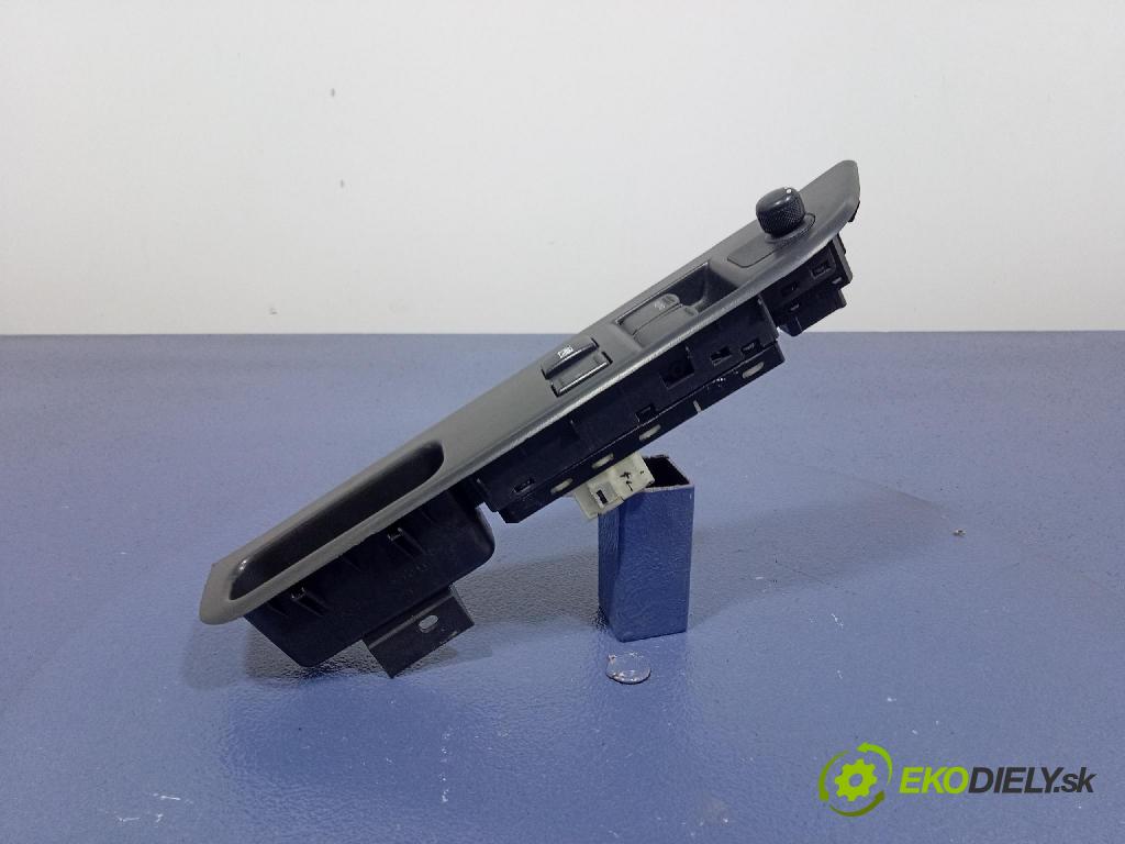 Suzuki Swift 2006 prepínač Okná: 83762-62J11