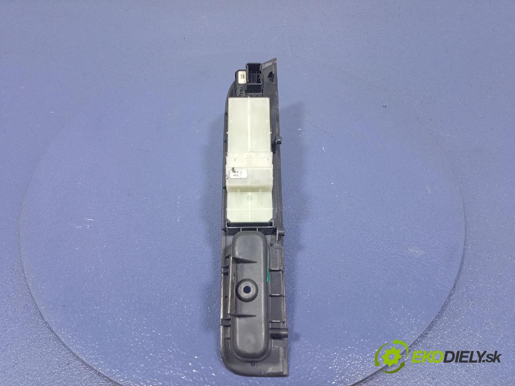 Suzuki Swift 2006 prepínač Okná: 83762-62J11