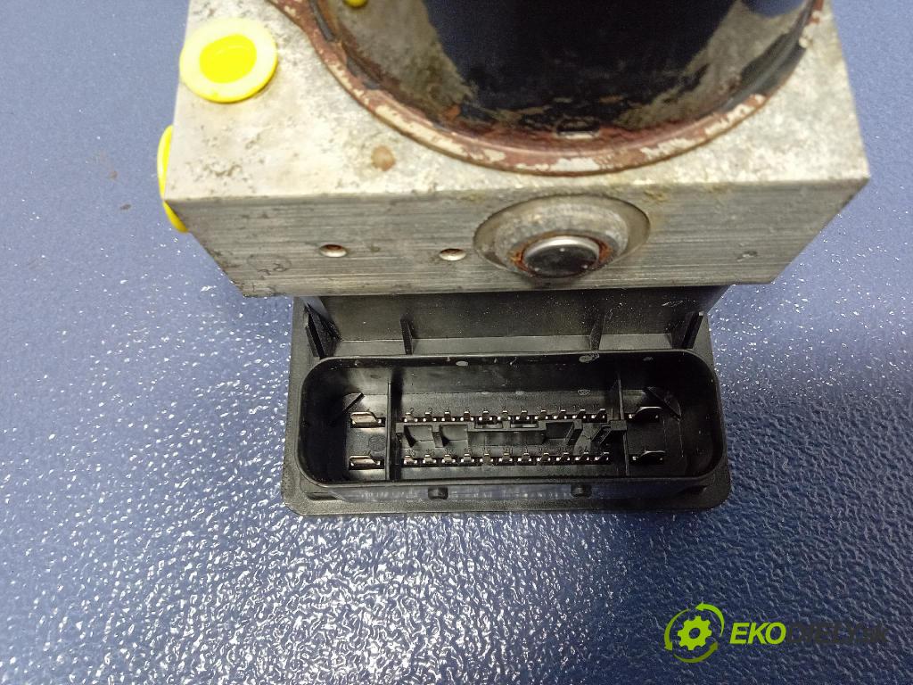 Opel Zafira 2006 čerpadlo ABS x 13234911