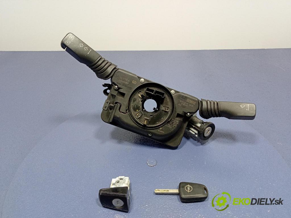 Opel Zafira 2006 riadiaca jednotka Motor: 12992406