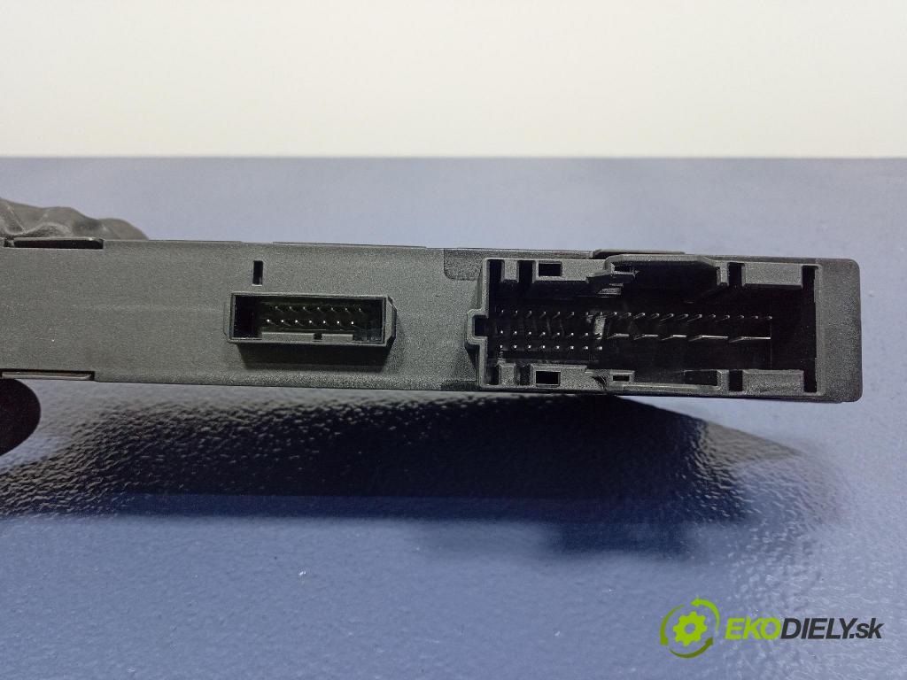 Bmw Seria 3 2006 riadiaca jednotka Motor: 7565300