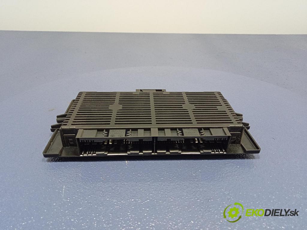 Bmw Seria 3 2006 řídící jednotka Světel: 9128183