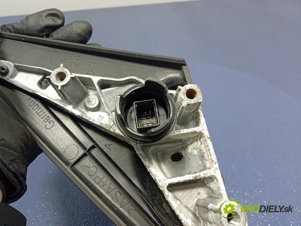 Bmw Seria 3 2006 zrkadlo pravé 010803