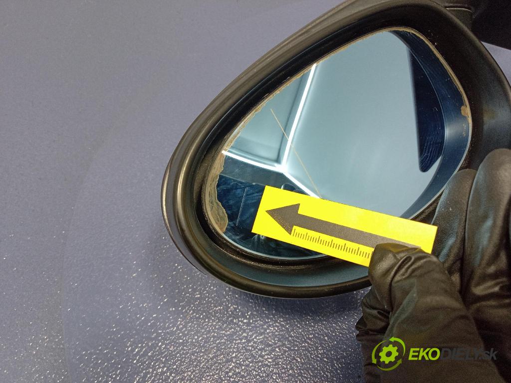 Bmw Seria 3 2006 zrkadlo pravé 010803