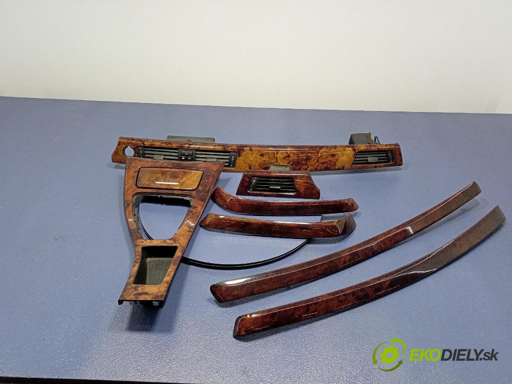 Bmw Seria 3 2006 lišta Dekoratívne: Vnútri: 7132376