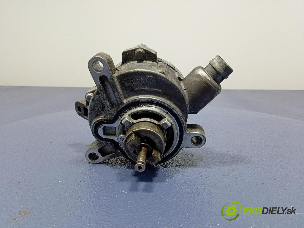 Volvo XC90 2006 čerpadlo vákuová 30731825