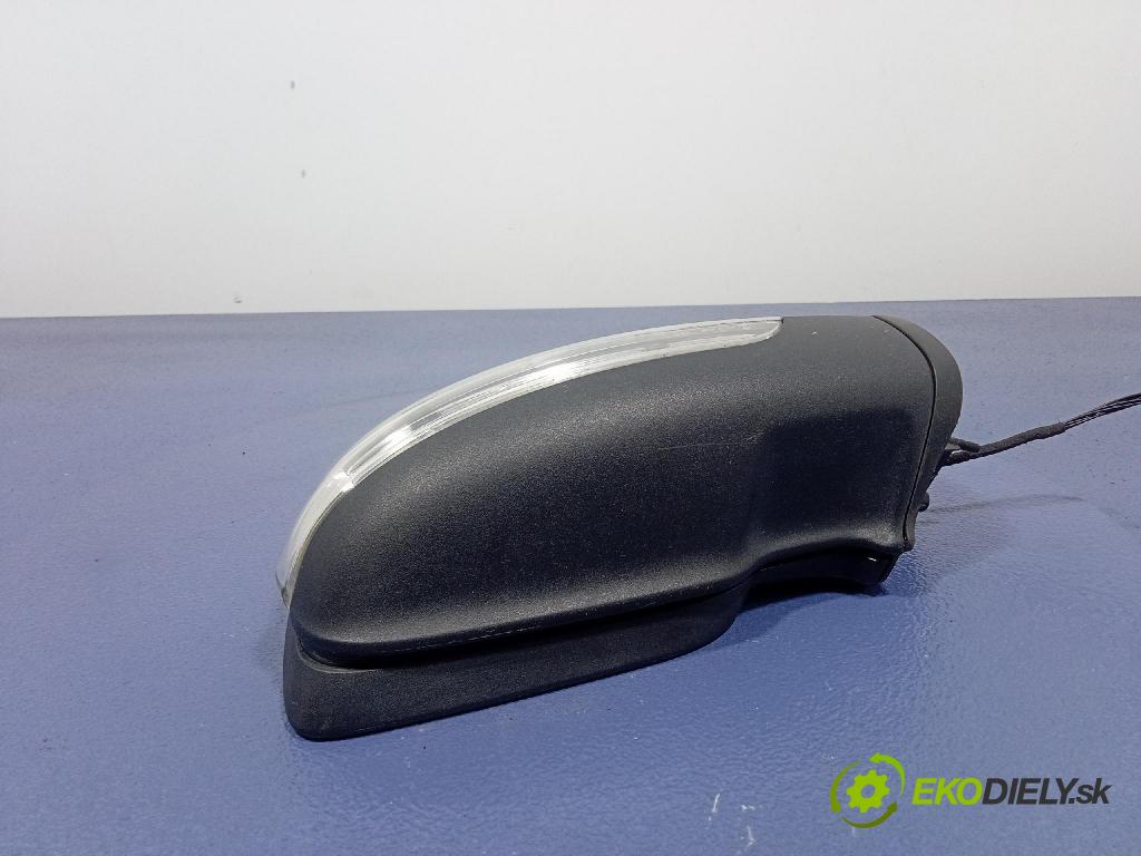 Mercedes B-Klasa 2008 zrkadlo pravé