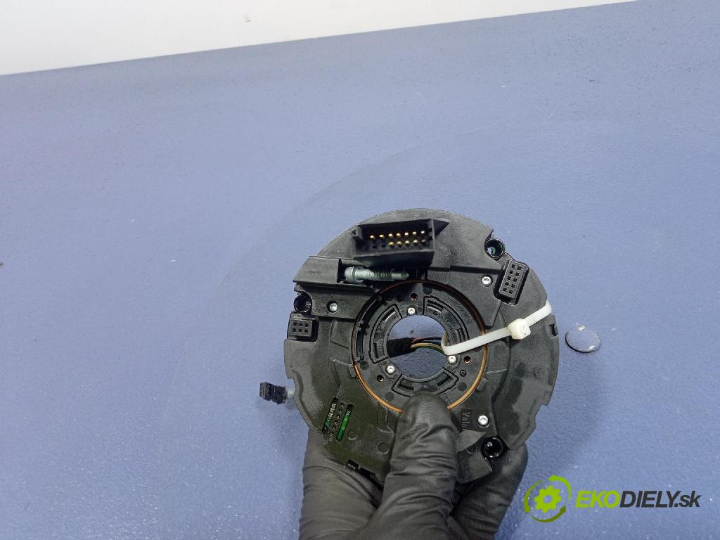 Mercedes B-Klasa 2008 Airbag: x A1695405945