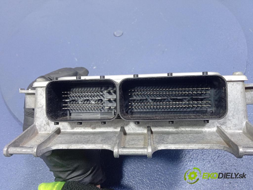 Mercedes B-Klasa 2008 riadiaca jednotka Motor: A2661530291