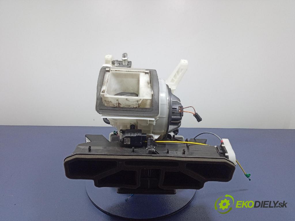 Mercedes B-Klasa 2008 radiator