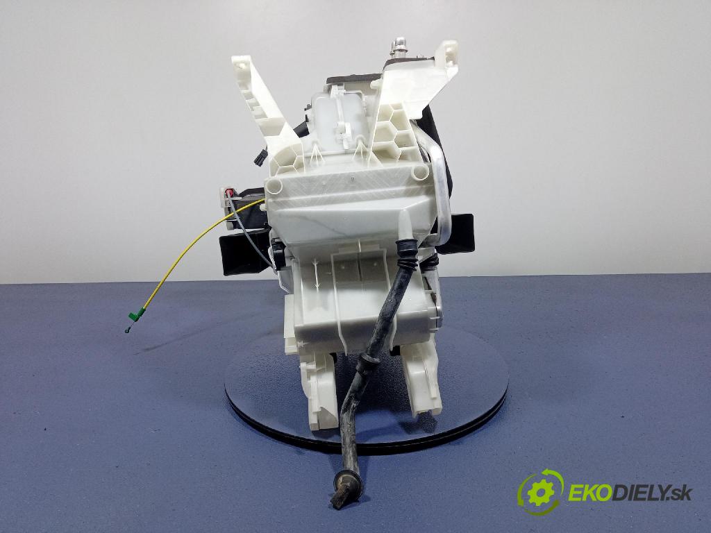 Mercedes B-Klasa 2008 radiator