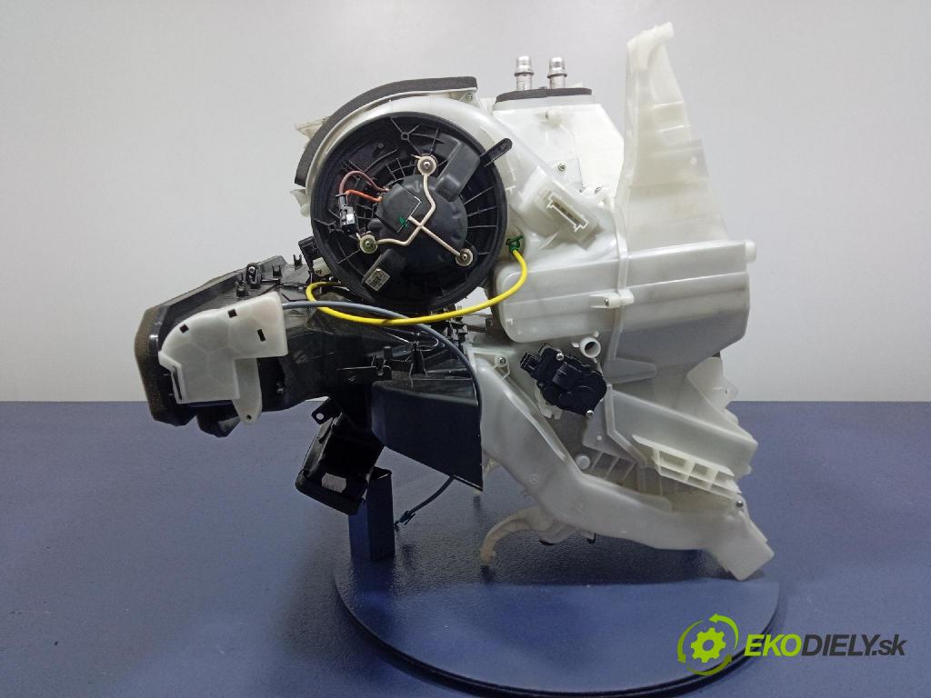 Mercedes B-Klasa 2008 radiator