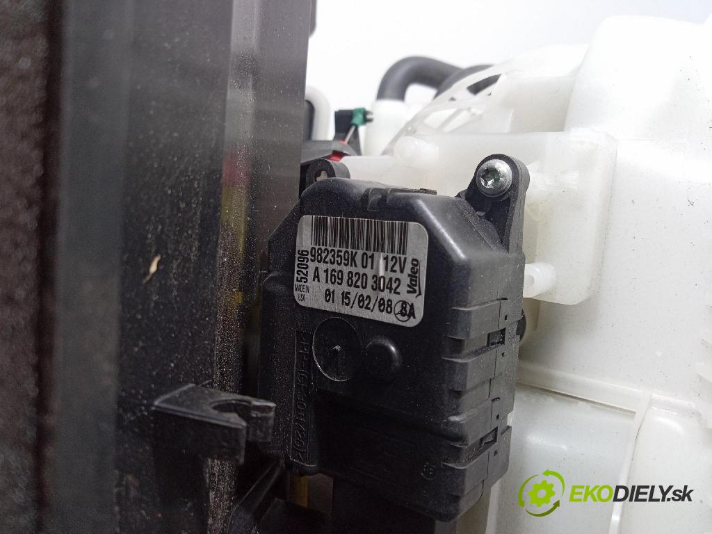 Mercedes B-Klasa 2008 radiator