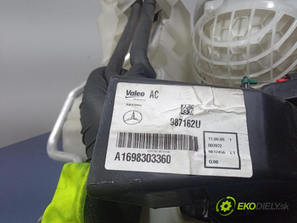 Mercedes B-Klasa 2008 radiator