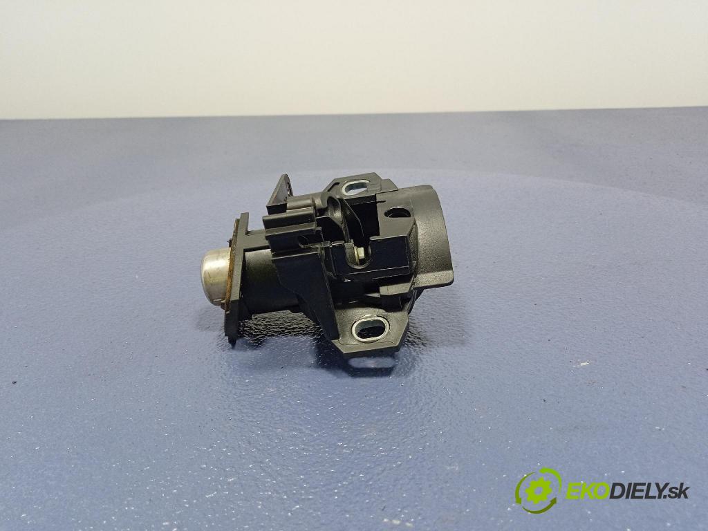 Bmw Seria 3 2006 zámok dvere Predné Vľavo: