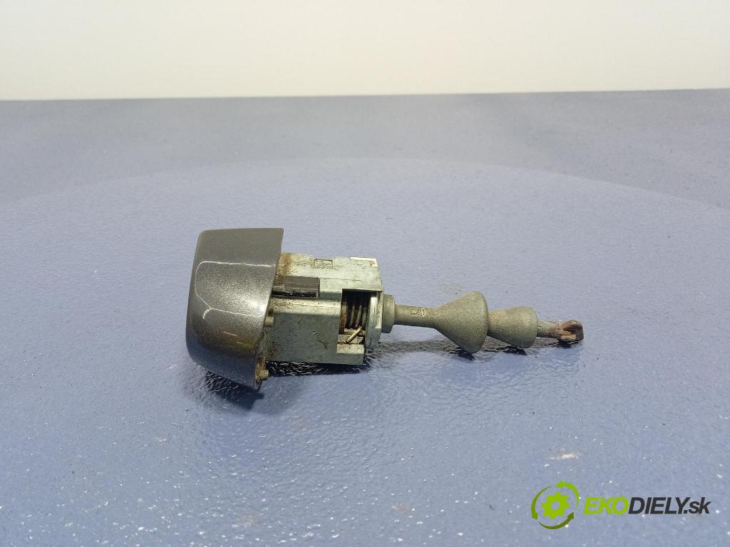 Bmw Seria 3 2006 zámok dvere Predné Vľavo: