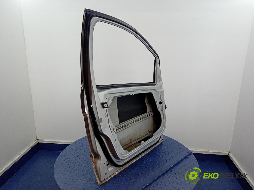Mercedes B-Klasa 2008 dvere Predné Vľavo: