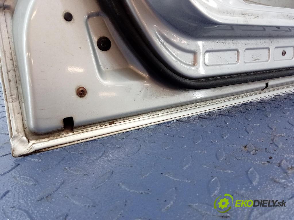 Mercedes B-Klasa 2008 dvere Predné Vľavo: