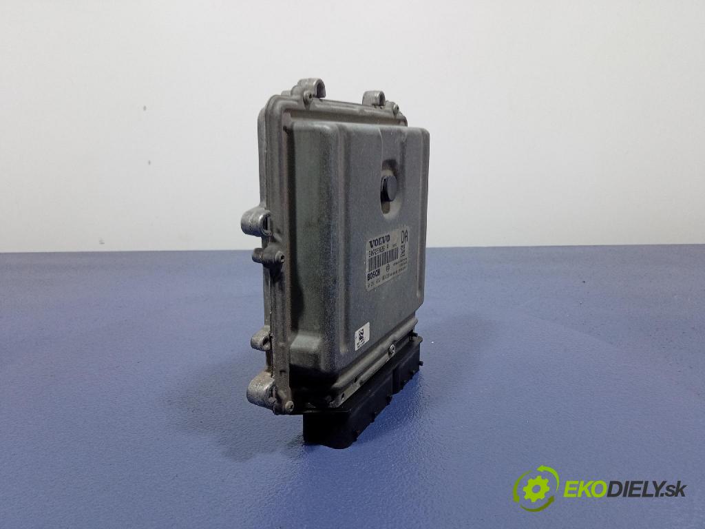 Volvo XC90 2006 riadiaca jednotka Motor: 30729826A