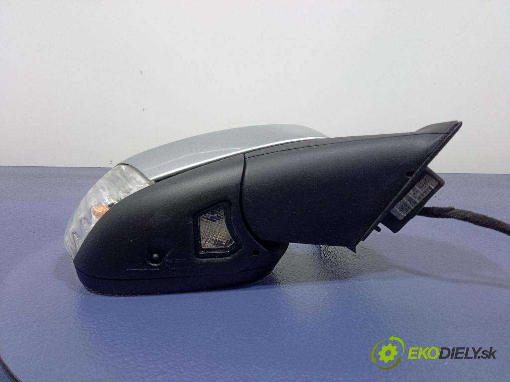 Volvo XC90 2006 zrkadlo pravé