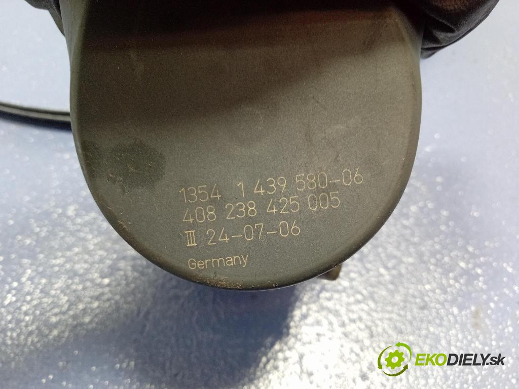 Bmw Seria 3 2006 klapka 1439580