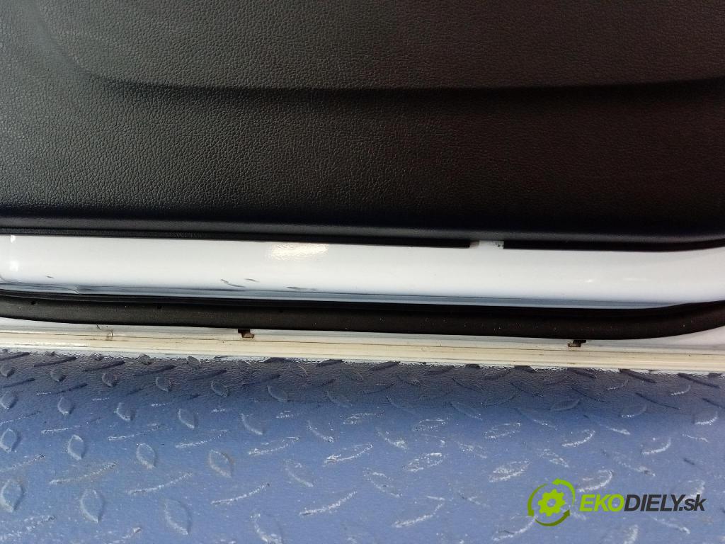 Kia Sportage 2014 dvere Predné pravé