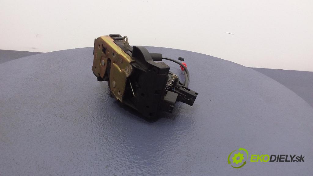 Jaguar X-type 2004 zámok dvere Predné v pravo: 1X13-219A44-CL