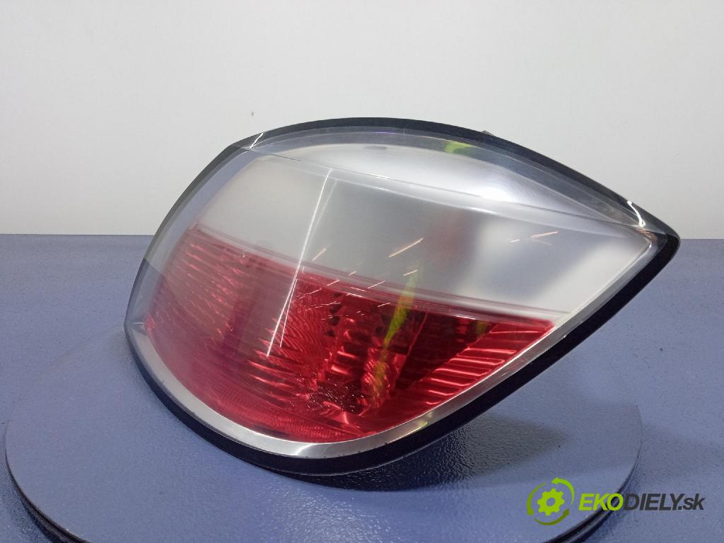 Opel Astra 2005 svetlo / reflektor zad Prava: Vonkajsia: 24451837