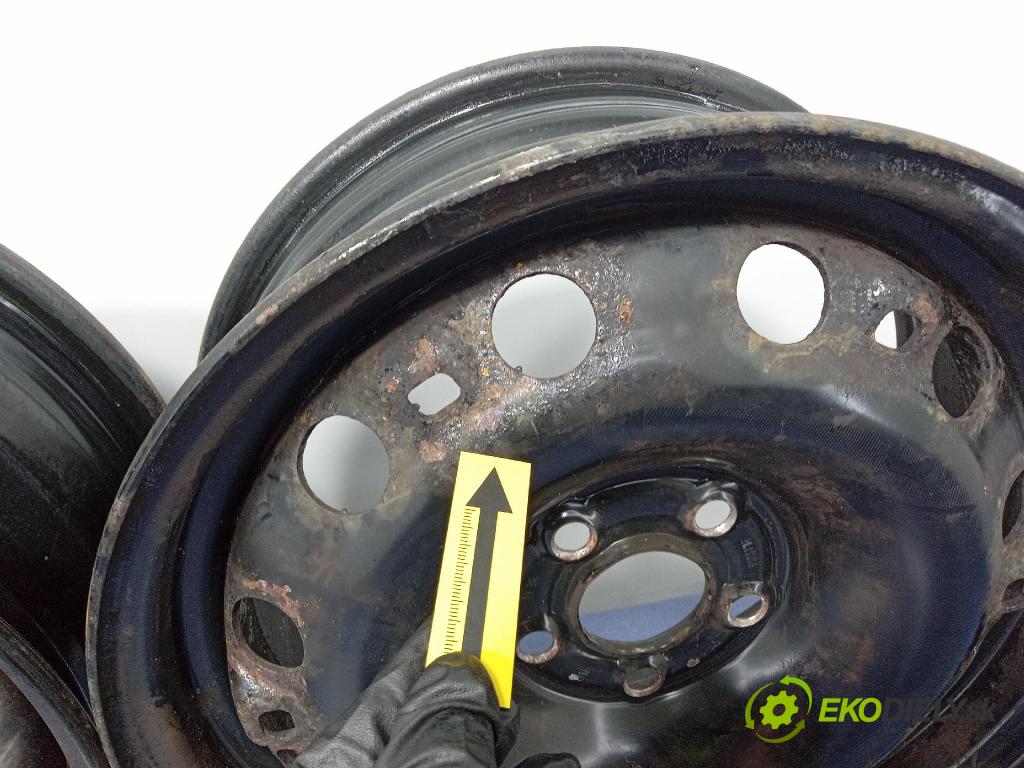 Seat Ibiza 2015 Ráfiky: Oceľ: