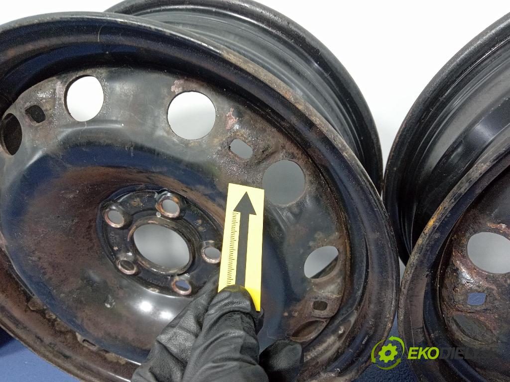 Seat Ibiza 2015 Ráfiky: Oceľ: