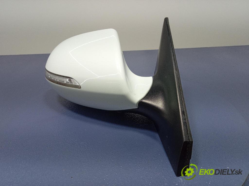 Kia Sportage 2014 zpětné zrcátko prave 876203U230