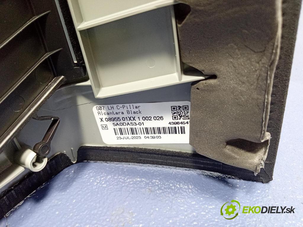 Bmw X7 0 kryt Plast: Interiéry: 5A0DA53