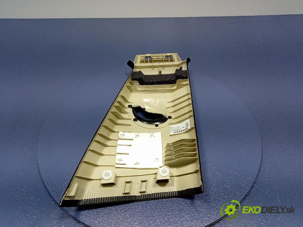 Bmw X7 0 kryt Plast: Interiéry: 5A0D9B5