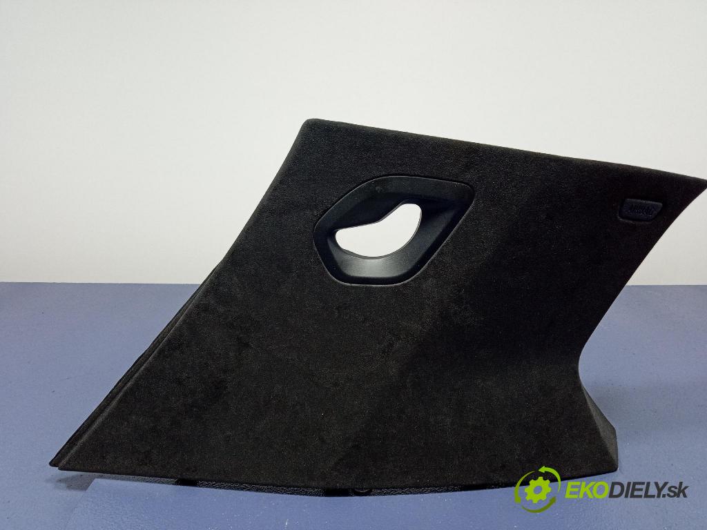 Bmw X7 0 kryt Plast: Interiéry: 5A0DA67