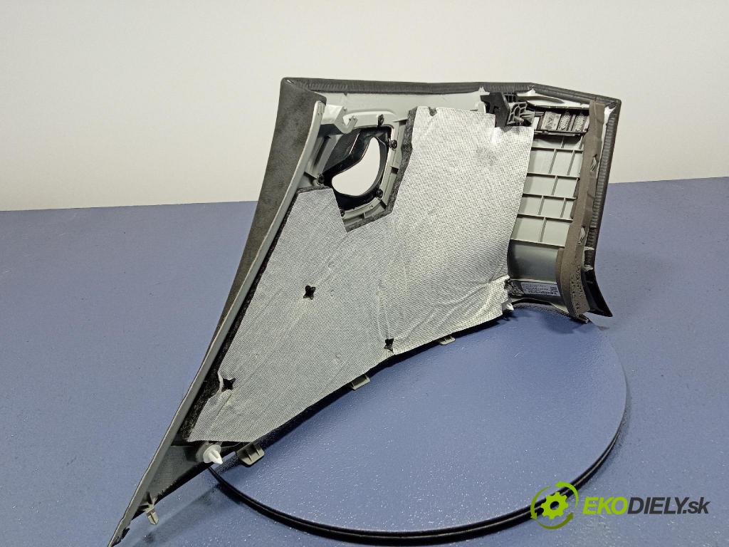 Bmw X7 0 kryt Plast: Interiéry: 5A0DA68