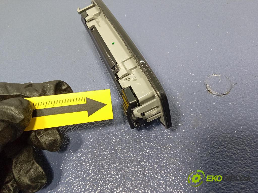 Bmw X7 0 Lampy Uvnitř 7911121