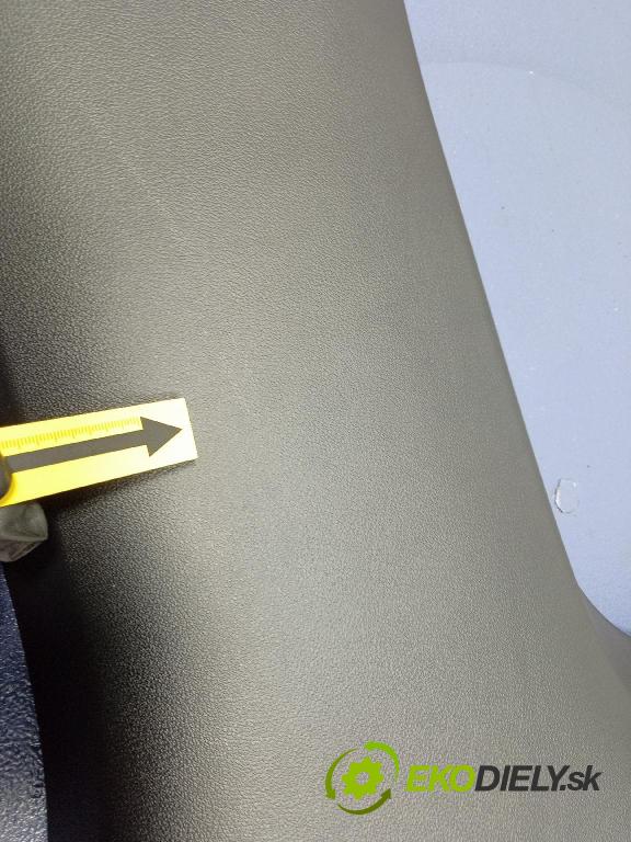 Bmw X7 0 kryt Plast: Interiéry: 7496418