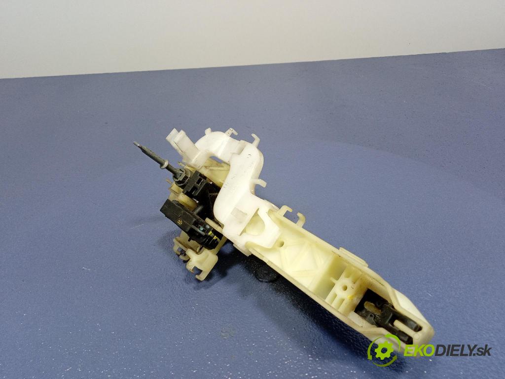 Kia Sportage 2014 klika před levá 90880-00400