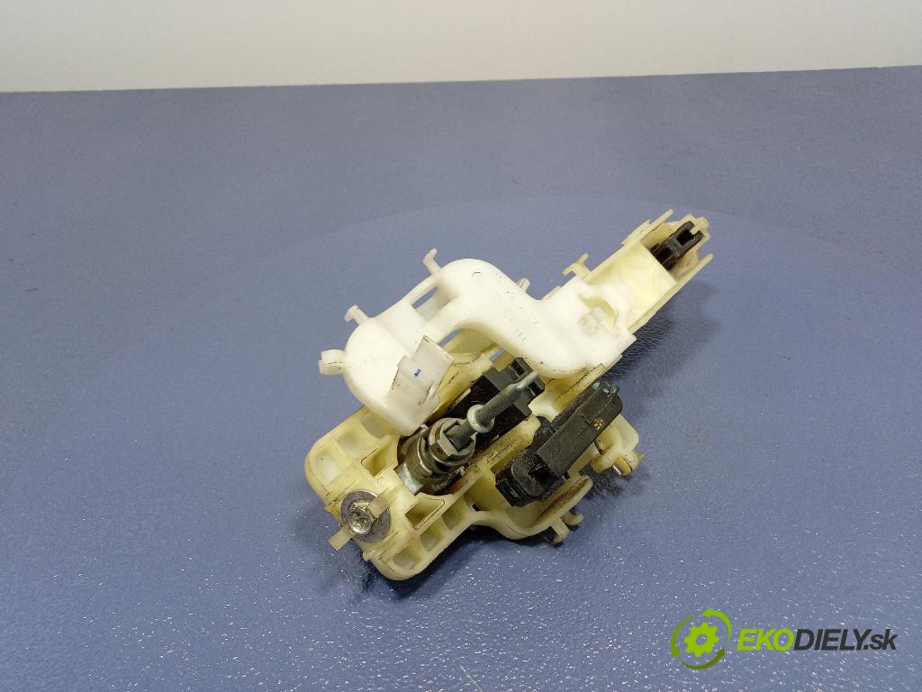 Kia Sportage 2014 klika před levá 90880-00400