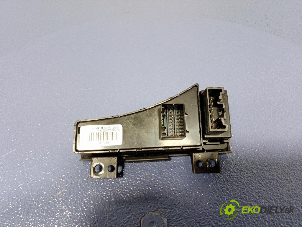 Kia Sportage 2014 Přepínač Světel: 93700-3U120WK