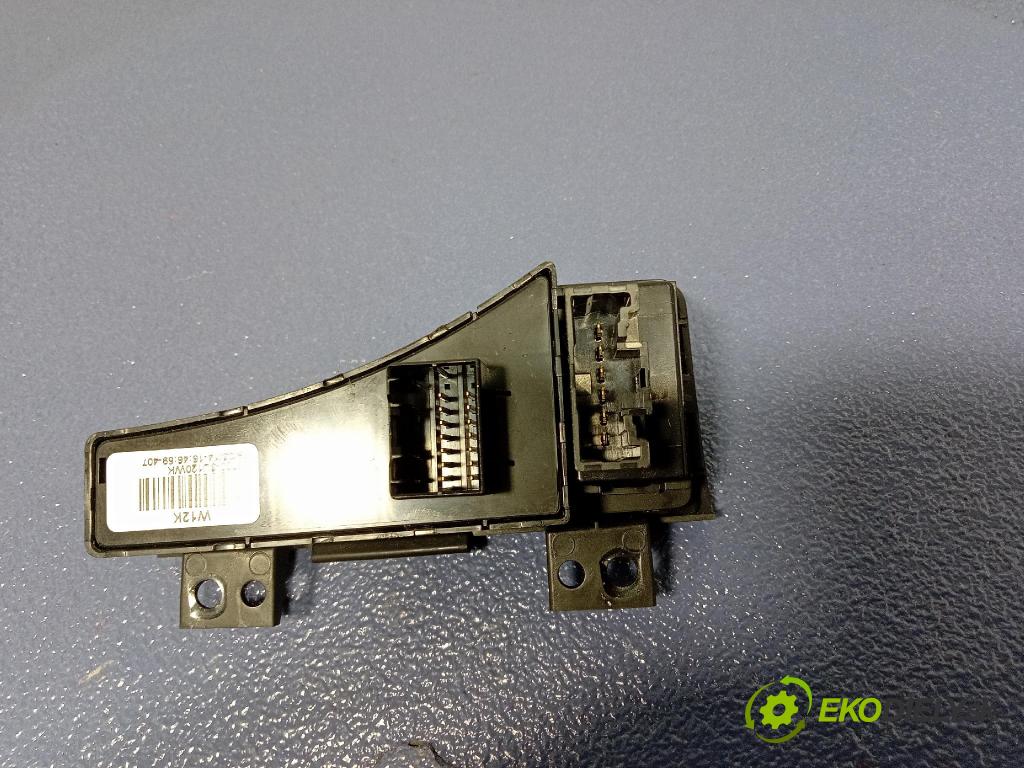 Kia Sportage 2014 Přepínač Světel: 93700-3U120WK