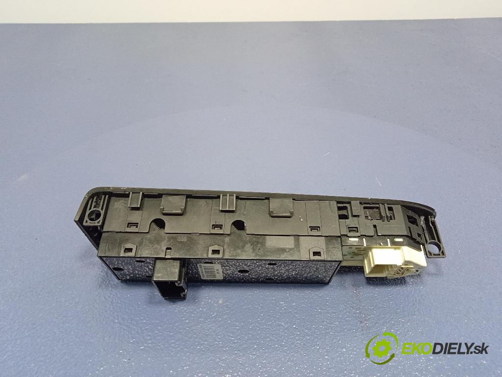 Kia Sportage 2014 Přepínač Sklenka: 93570-3W100WK