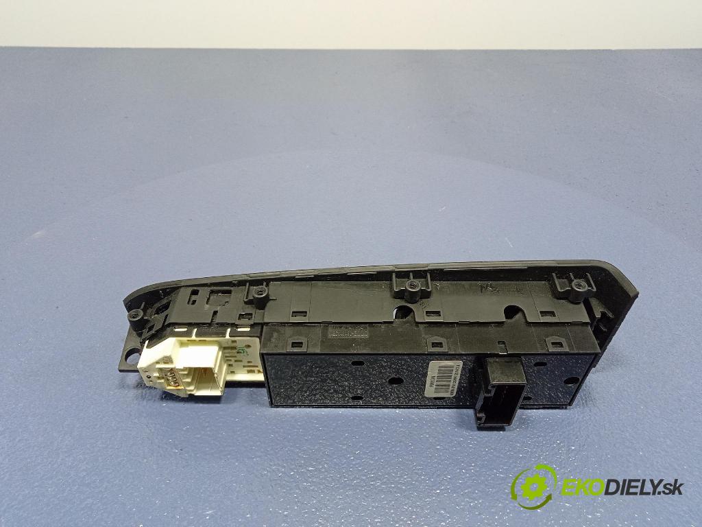 Kia Sportage 2014 Přepínač Sklenka: 93570-3W100WK