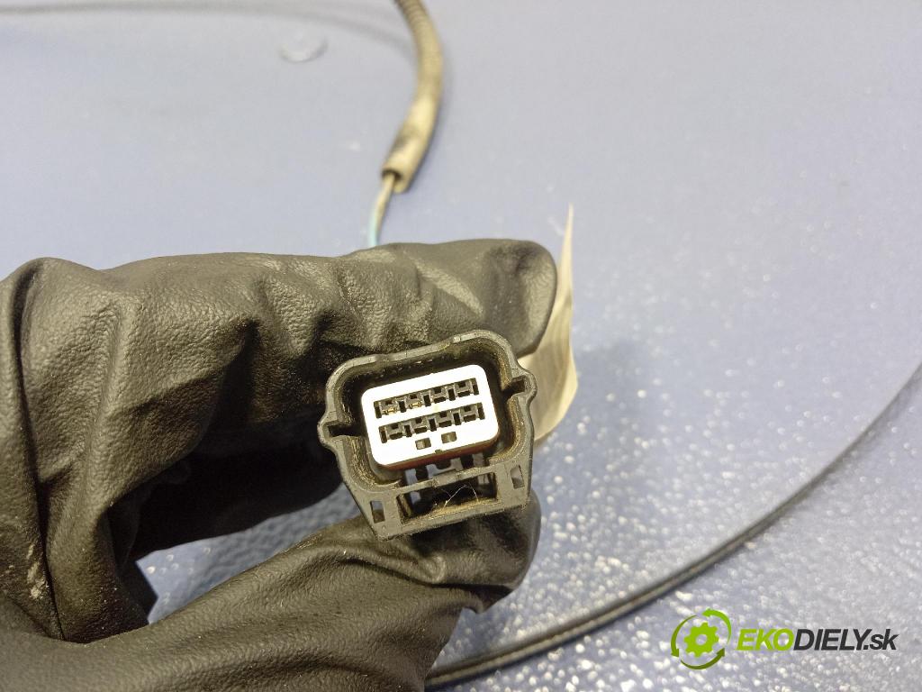 Renault Clio 2005 inštalácia Elektrický: 8200459725