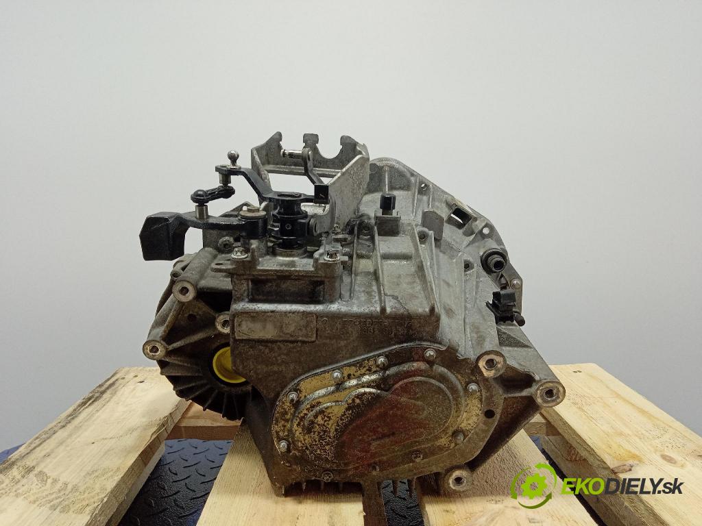 Mercedes B-Klasa 2008 převodovka Ozubené kola: Manualna 716520