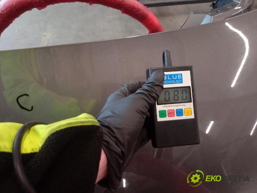 Fiat Tipo 2016 zadna dveře kufra: kufra: