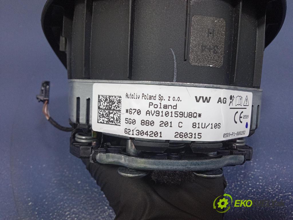 Vw Passat 2015 kokpit,přistrojova deska 