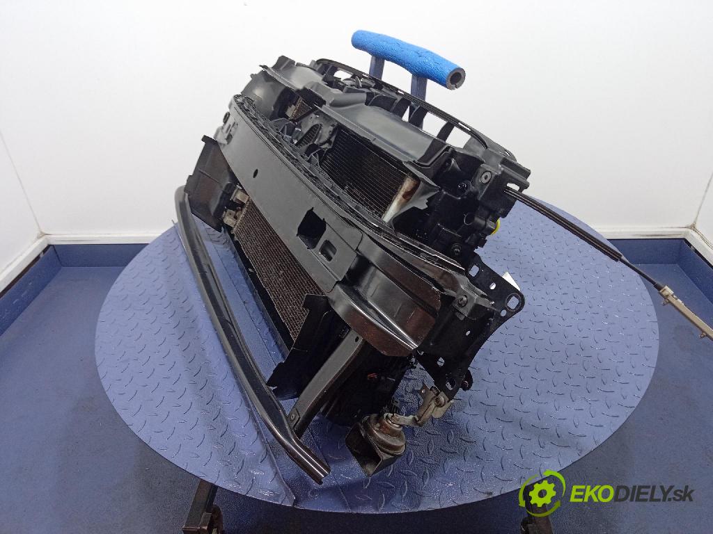 Vw Passat 2015 výztuha Čelní / stěna Přední